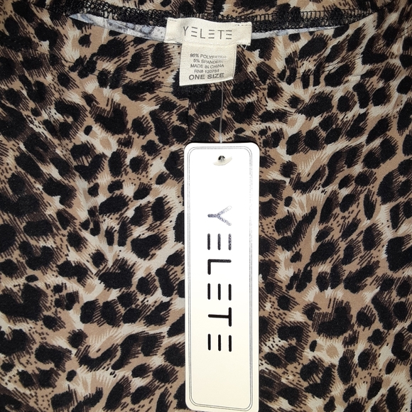 Peach Skin Cheetah Print Leggings - Picture 7 of 8